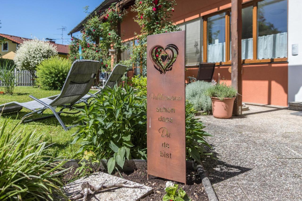Fewo Im Gaestehaus Maximilian Eggelsberg Eksteriør bilde